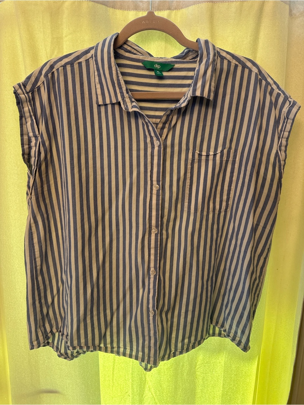 dip Blue and White Vertical Striped Short Sleeve Button-Down Shirt